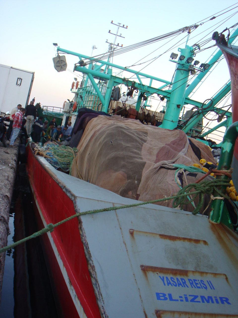 




Paris, le 11 mai 2009. Pêche au thon rouge en Méditerranée : la fr