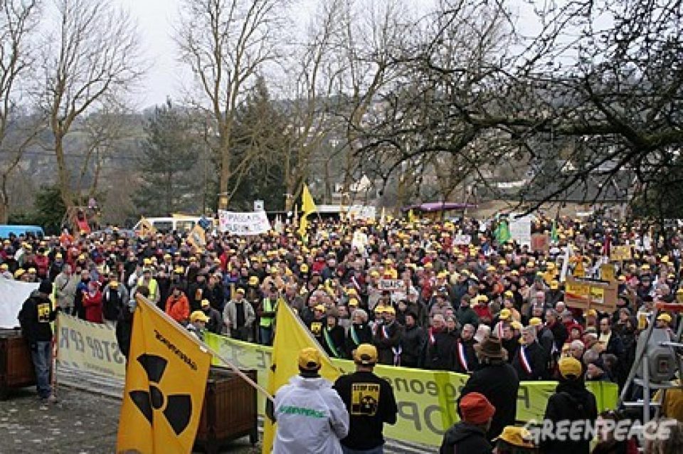 

Greenpeace soutient la démarche des élus locaux et des associations.

Pa