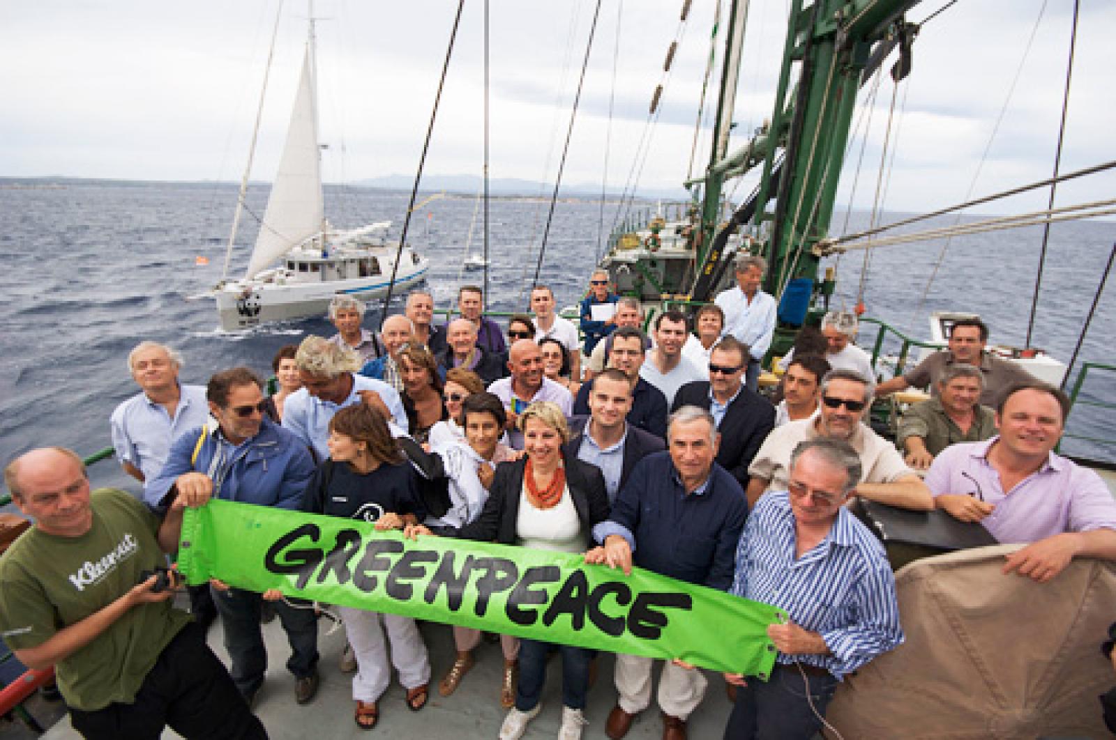 

Détroit de Bonifacio, Corse, le 3 août 2009 – Tôt ce matin, le Rainbow 
