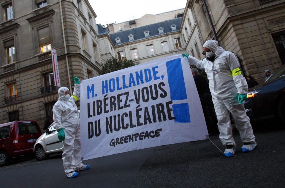 Hier soir, 12 novembre, des représentants de Greenpeace France étaient en rend