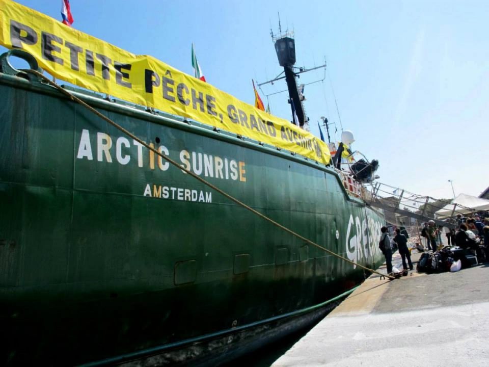 L'Arctic Sunrise continue son périple sur les côtes européennes, pour promouv