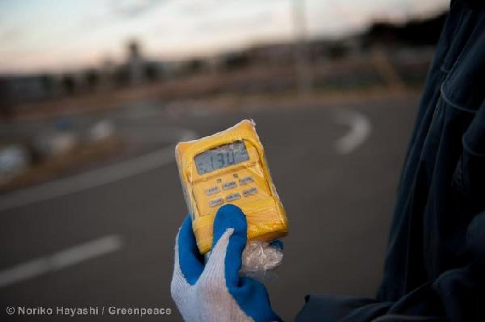 Parler de Fukushima trois ans après cette chaîne de catastrophes, parler de co