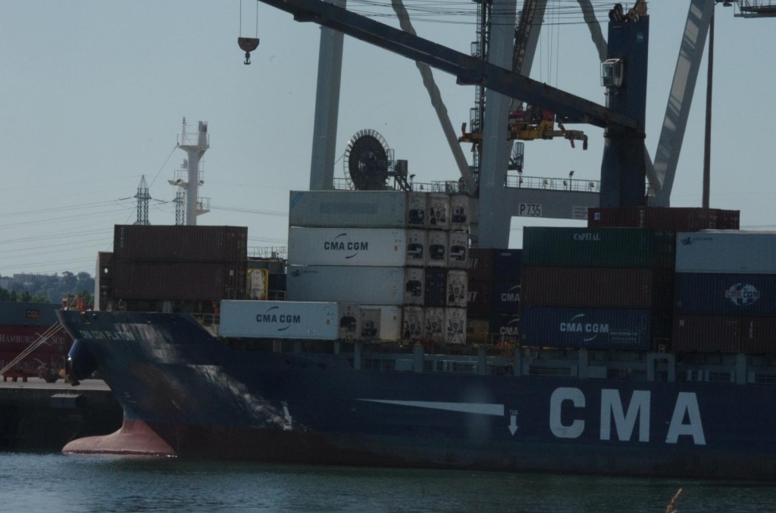 Greenpeace complète cette semaine le dossier, en apportant des informations au ministère de l'Agriculture sur une cargaison récemment arrivée du Brésil ...