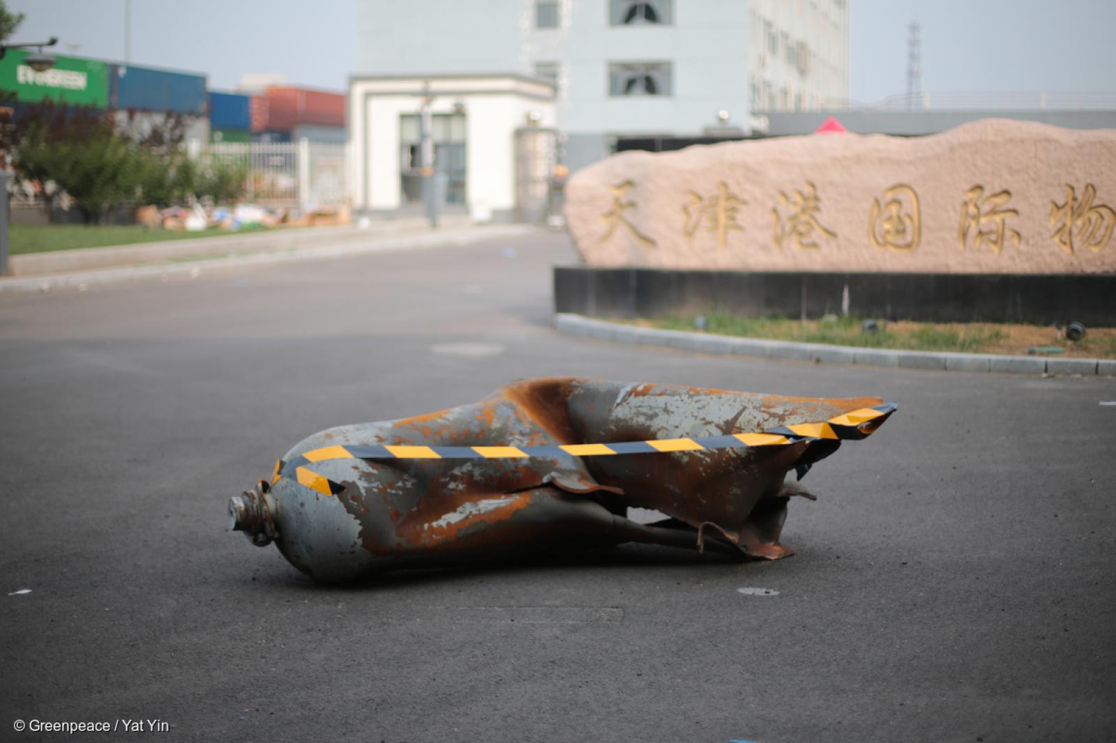 L'accident chimique qui a eu lieu dans la zone portuaire de Tianjin n'est pas encore sous contrôle; la Chine devra longtemps lutter contre ses conséquences. Une équipe de Greenpeace effectue des mesures sur place et a enquêté dans d'autres ports chinois.