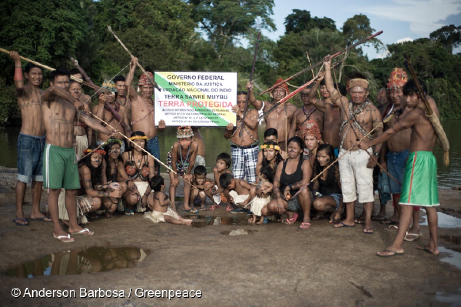 Cette semaine, un Forest camp a été inauguré sur les terres des Mundurukus pour démarquer leur territoire et contrecarrer le projet de méga-barrage. Voici le témoignage sur place de An Lambrechts, chargée de campagne pour le bureau belge.