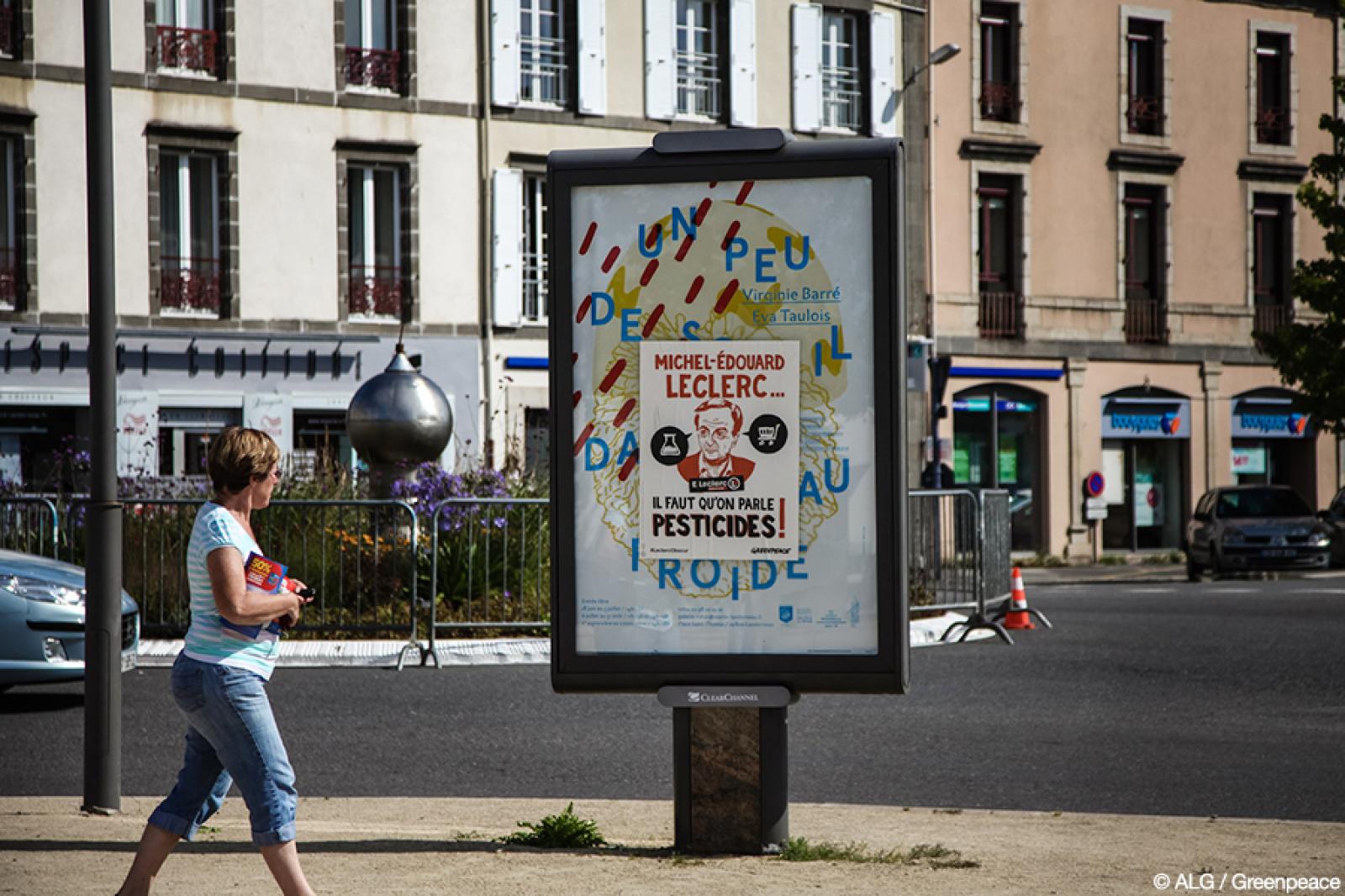 Michel-Edouard Leclerc a réagi sur son blog à notre action de sensibilisation dans sa ville natale, à Landerneau. Nous lui répondons par la voix de Jean-François Julliard, Directeur général de Greenpeace France.