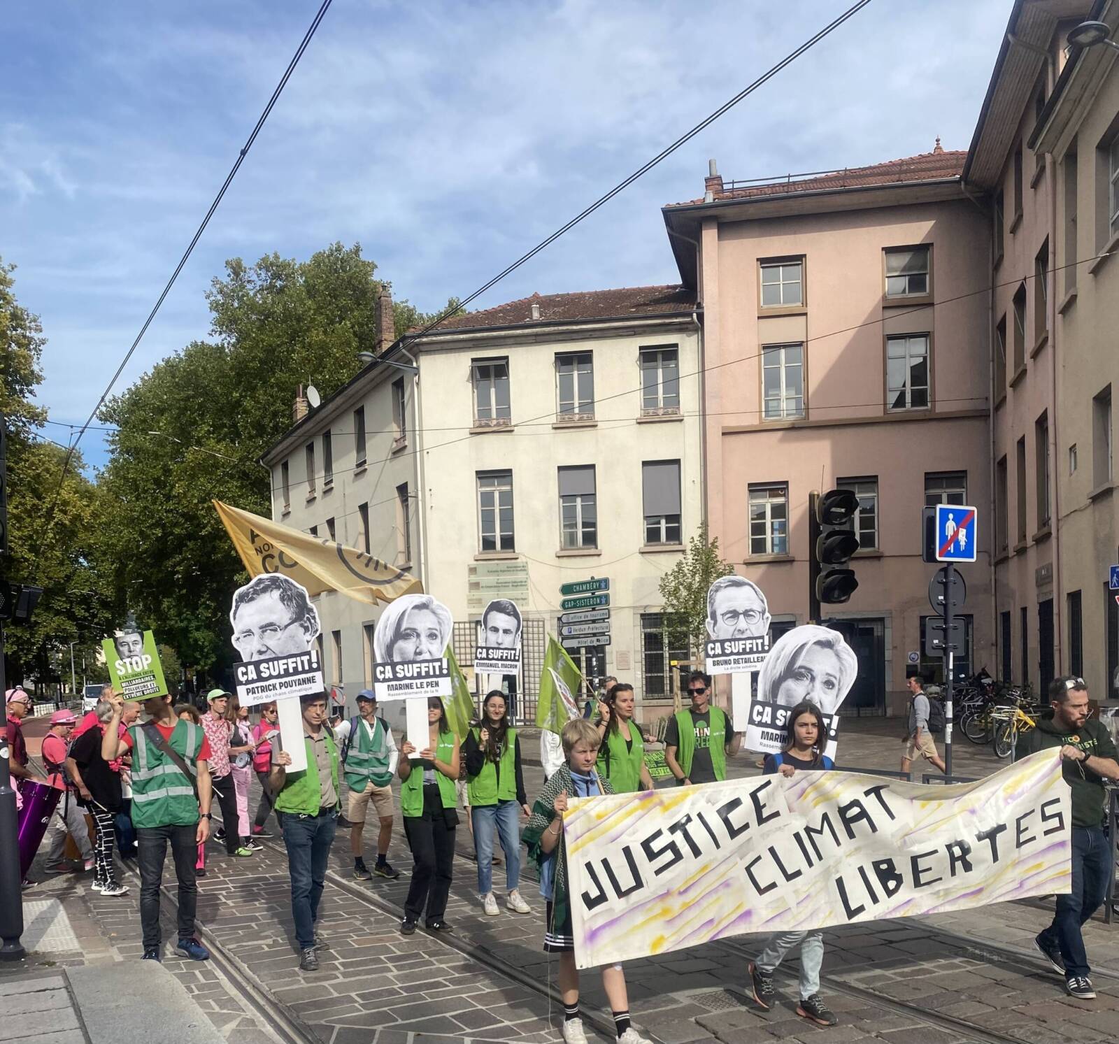 Nous étions un millier de personnes à manifester

Le groupe local a organis�