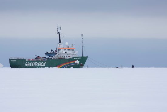 Stop aux forages pétroliers en Arctique !
