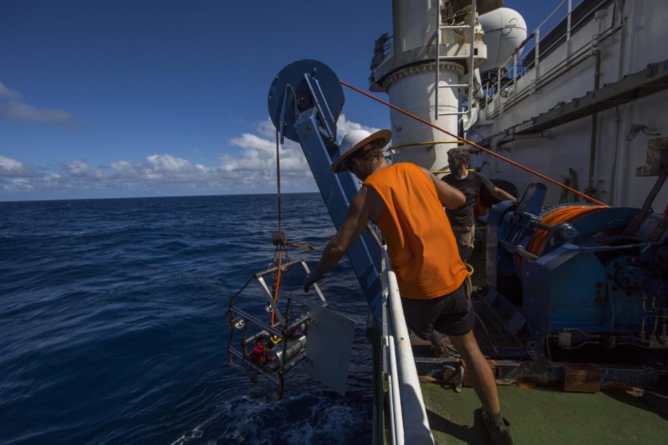 Après plus de 72 heures de navigation sur les eaux agitées de l’Atlantique, <a href=