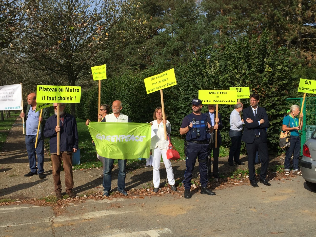 Ce midi, nous étions sur le plateau de Saclay pour rappeler l'importance de pr