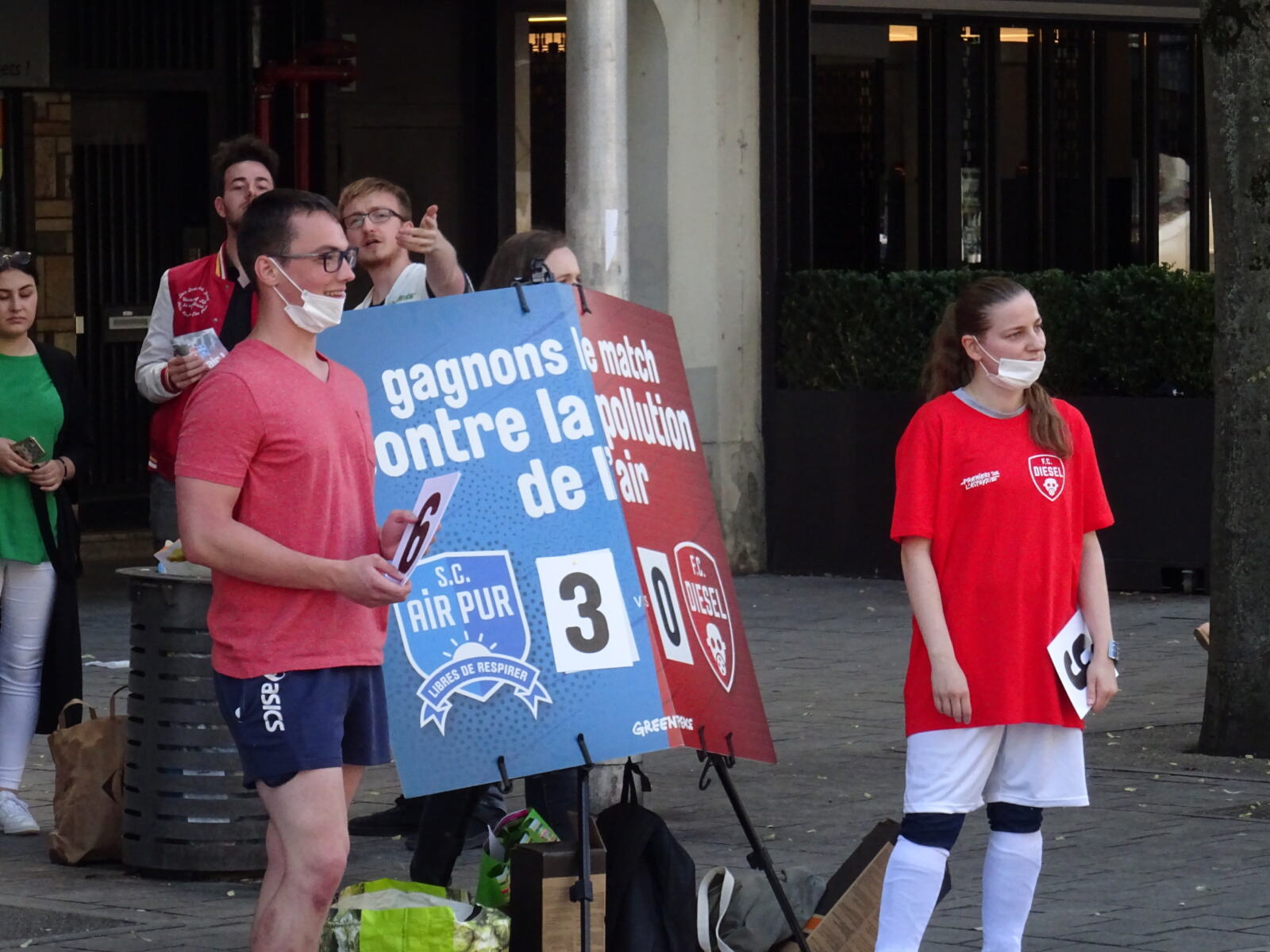 

Dans l'après-midi du 16 juin, les militants du Groupe Locale Nancy-Metz son