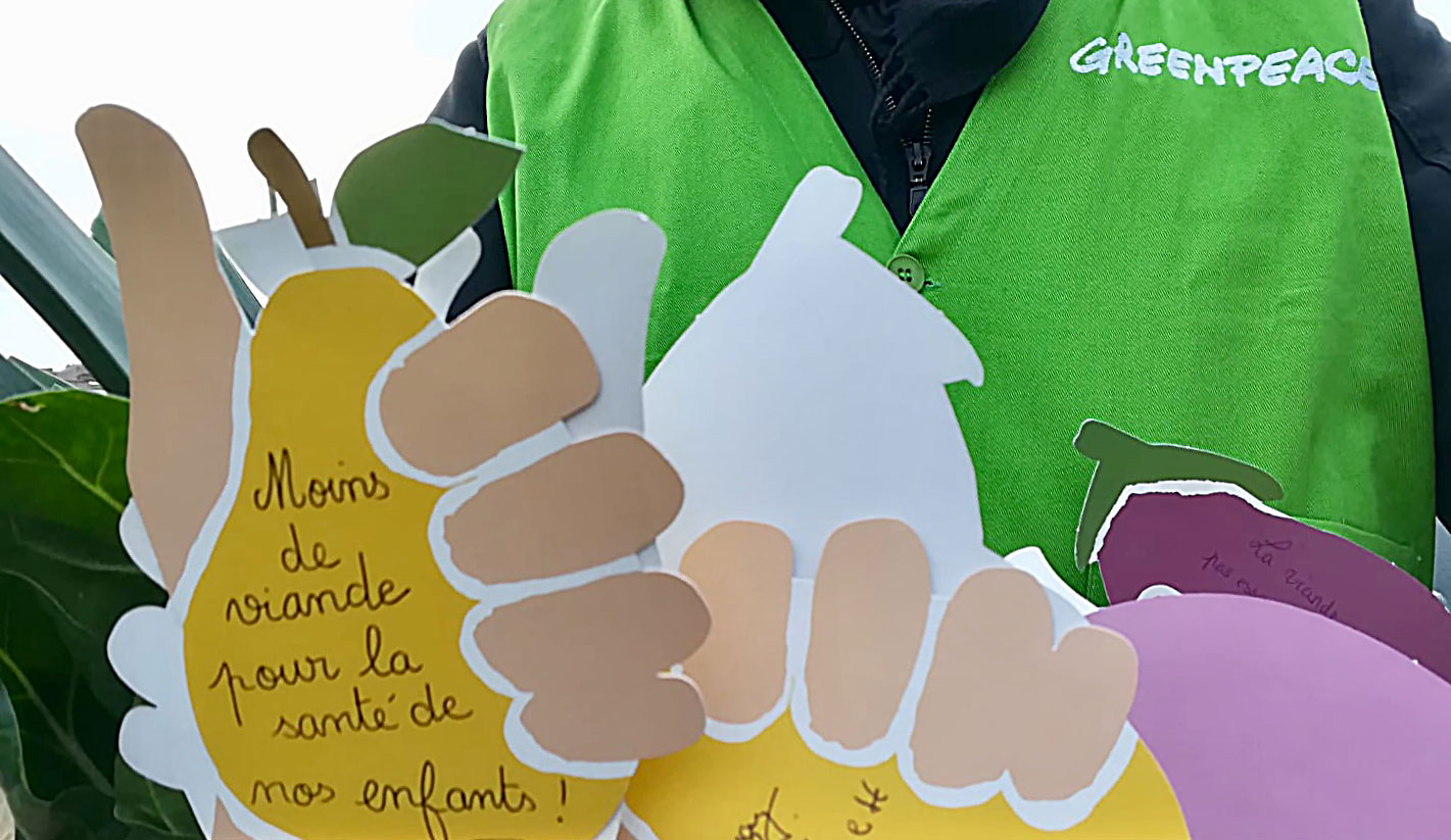 2019... une nouvelle année qu'on espère pleine d'avancées vers la transition écologique !
Alors dès janvier, le groupe local s'active : continuité de l'action de sensibilisation sur les cantines scolaires, participation à l'organisation des Marches pour le Climat, c'est parti !!!