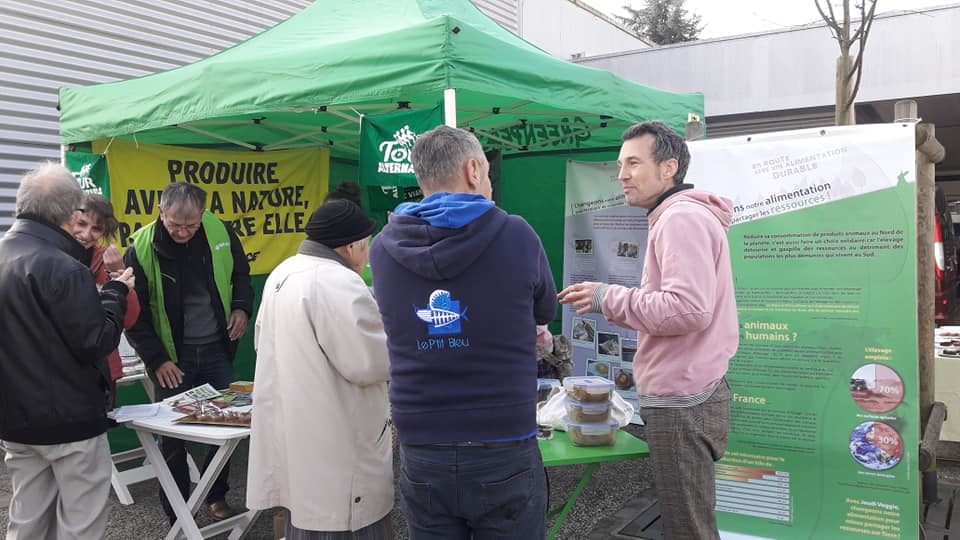 Dimanche 7 avril les associations Alternatiba Poitiers, l'association végétar