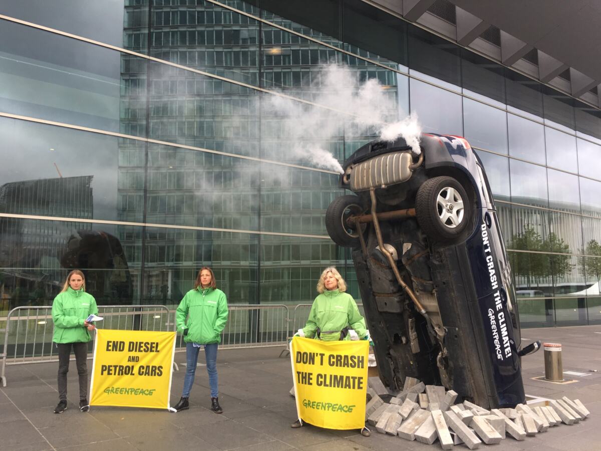 [Action] A Luxembourg, Greenpeace Exige Des Ministres Européens Des ...