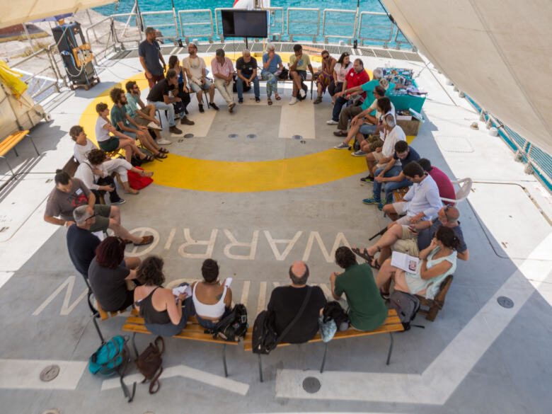 A Corfu, en Grèce, l'équipage a invité à bord des associations anti forages pétroliers. 22/06/2019. © Constantinos Stathias/Greenpeace