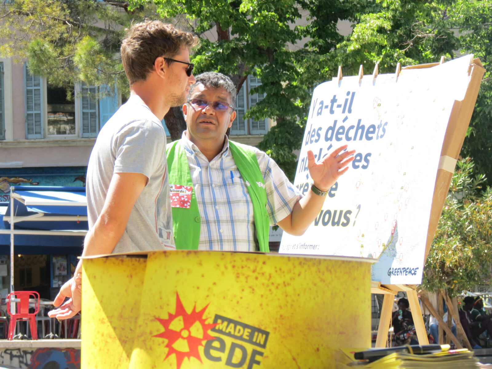 

 

Près d'1 million de m3 de déchets radioactifs ont déjà été