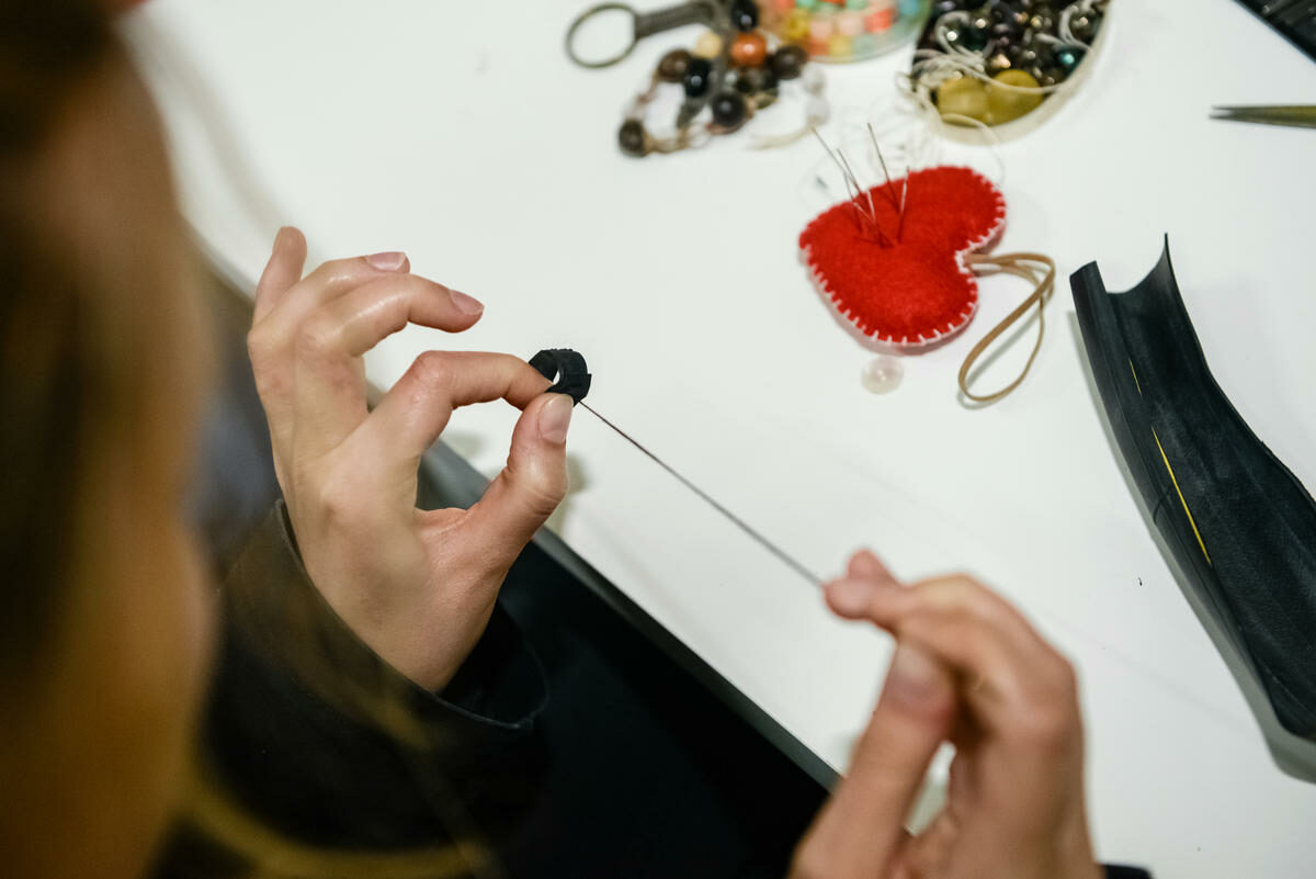 Il est primordial de rester chez nous, mais aussi de continuer à lutter pour la planète. Nous vous donnons quelques conseils pour rester (ou devenir&nbsp;!) aussi écolo que possible pendant cette période de confinement difficile. Bien entendu, ces conseils sont aussi valables hors temps de crise. Ensemble, essayons de mettre à profit cette période pour prendre de bonnes habitudes et cultiver la bienveillance à l'égard de la planète et de ses habitants.