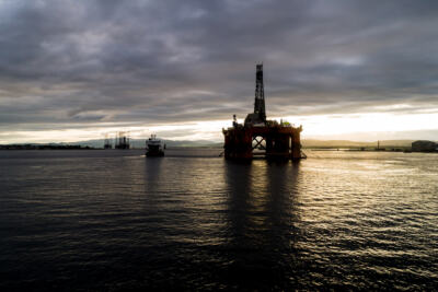 Total abandonne le pétrole et le gaz ?
