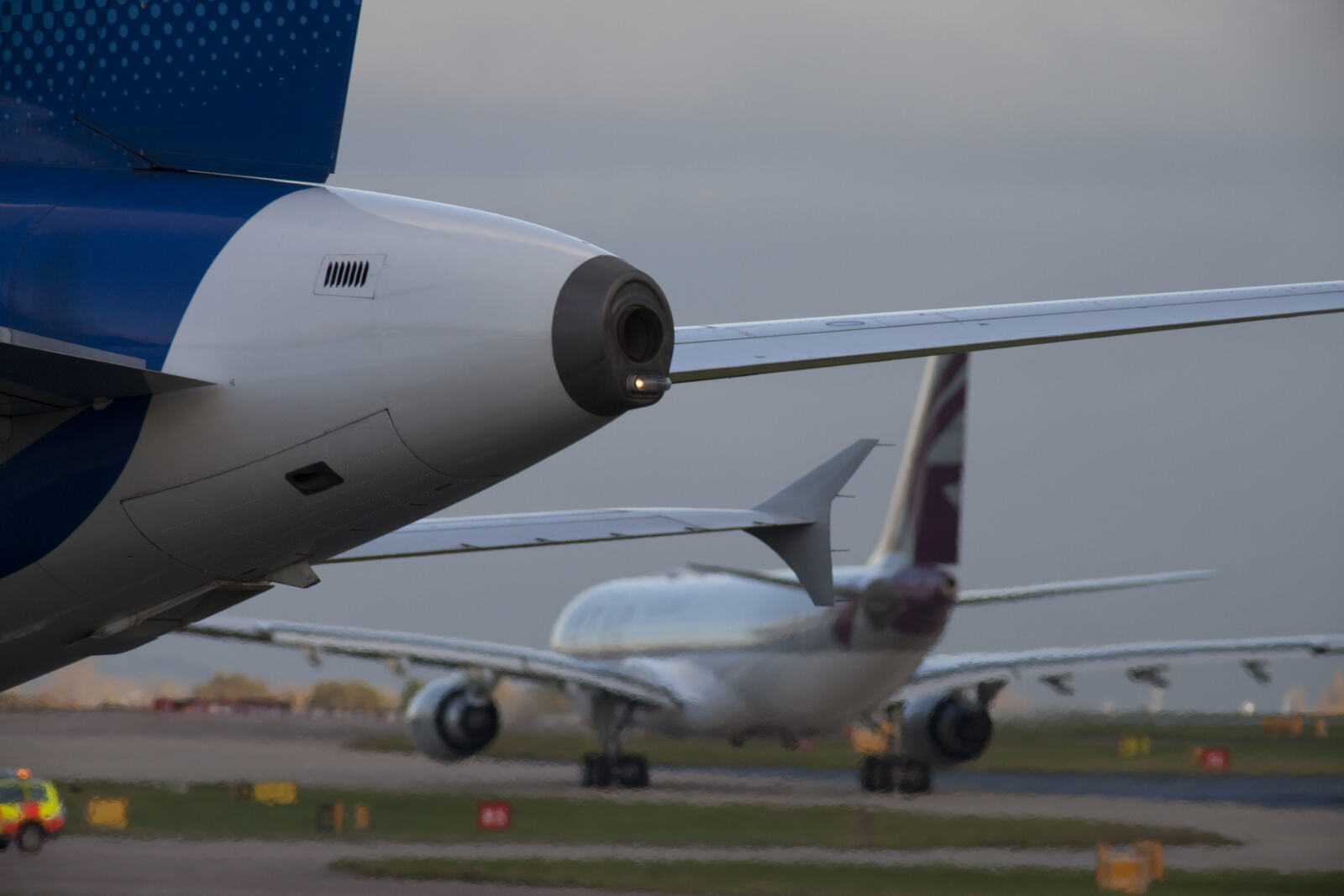 Une nouvelle étude commandée par Greenpeace Belgique et réalisée par Climact et NewClimate Institute vient d'être publiée. Elle présente une feuille de route pour les responsables politiques européens permettant de décarboner le secteur des transports d'ici 2040, au niveau européen. 