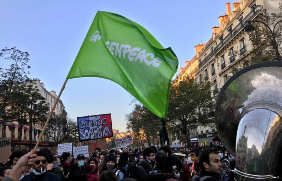 Ce samedi après-midi, le GL était présent à Paris pour manifester contre la 