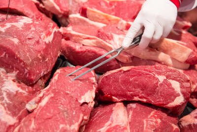 Stop aux lobbies de la viande dans les écoles !