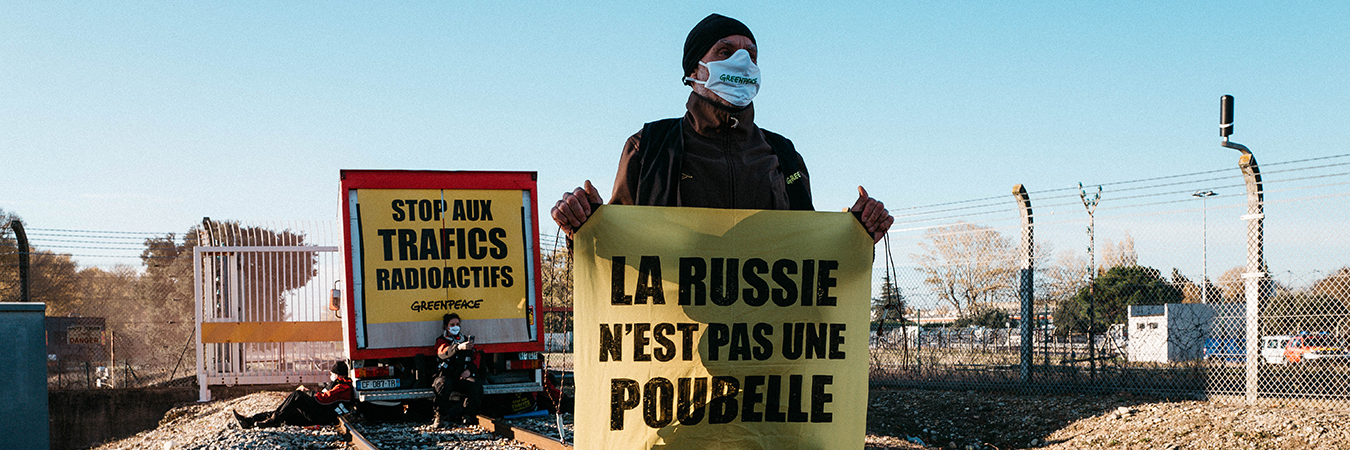 Ce mardi matin, des activistes de Greenpeace France ont bloqué l'accès ferro