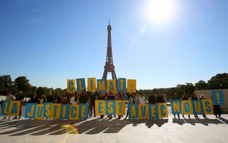 Climate: Justice is with Us! Case of the Century Decision in France. © Nicolas Chauveau