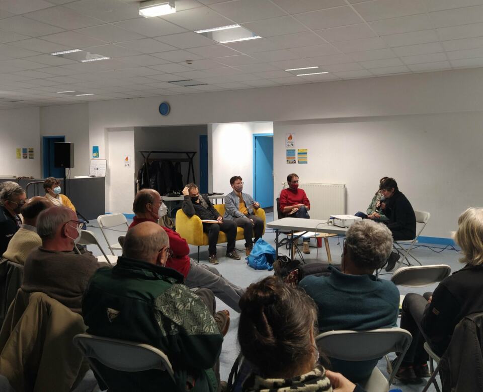 
Le Groupe Local de Greenpeace était présent à la conférence 