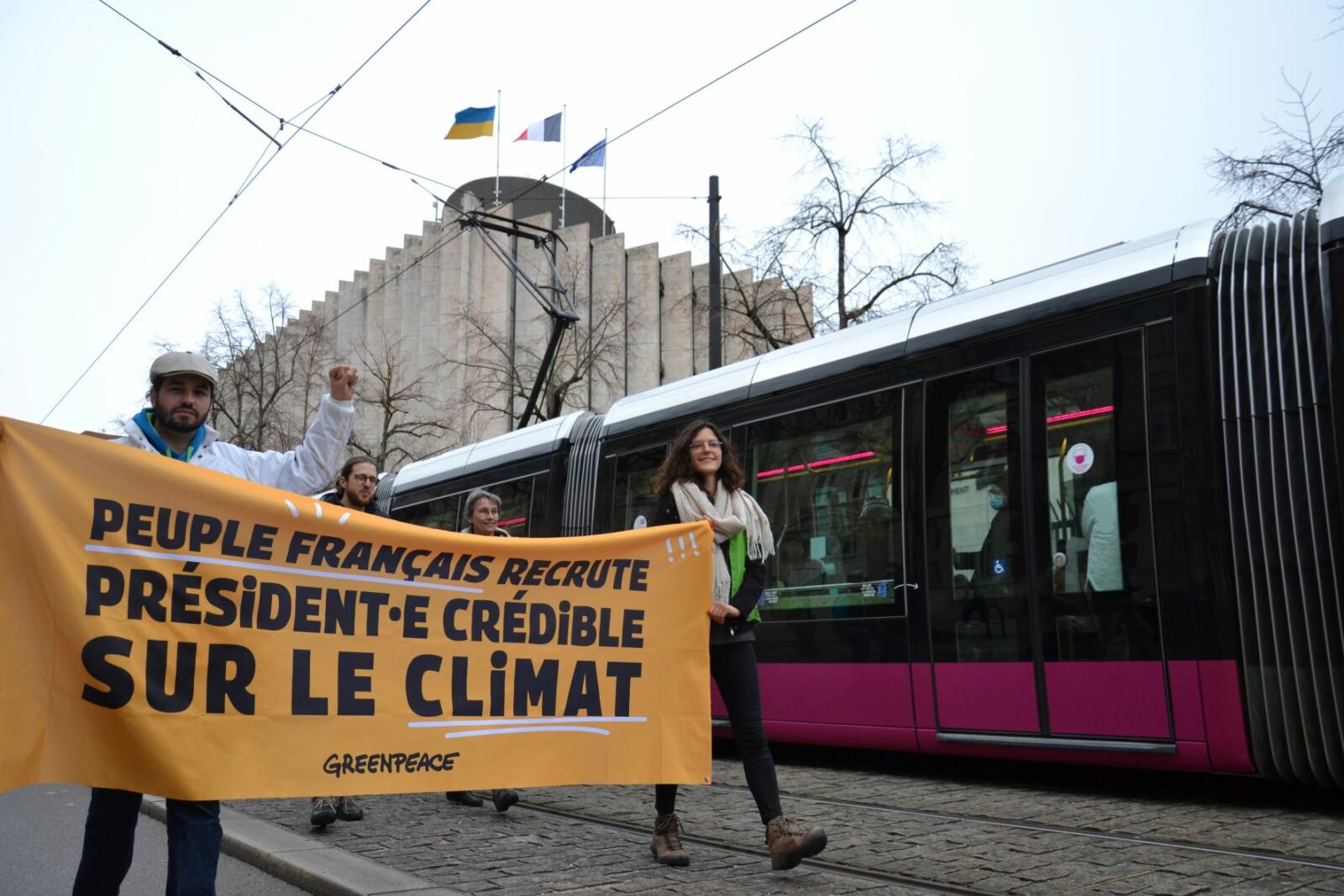 ACTUALITÉ / DIJON — 12 mars 2022

Environ 600 personnes à Dijon ont décid
