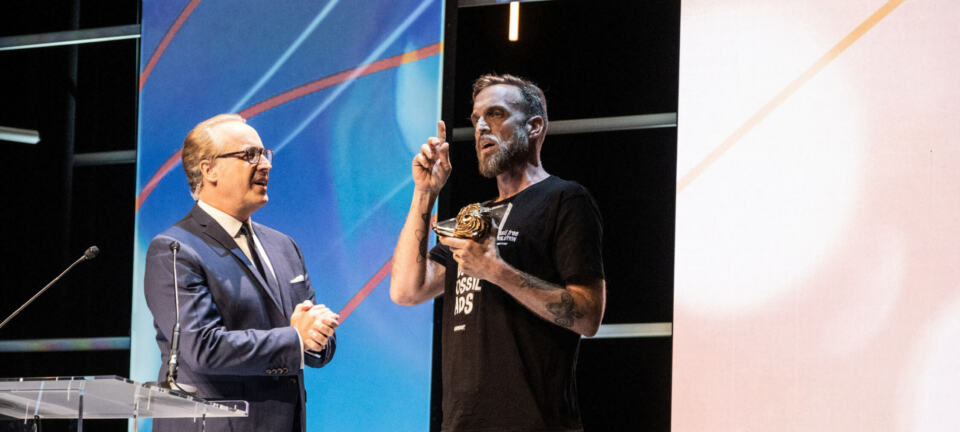 Gustav Martner est un lauréat du Festival international de la pub, les Cannes Lions, et ancien membre du jury. Aujourd’hui, il est militant de Greenpeace et nous raconte pourquoi il a décidé d’agir et de rendre son prix.