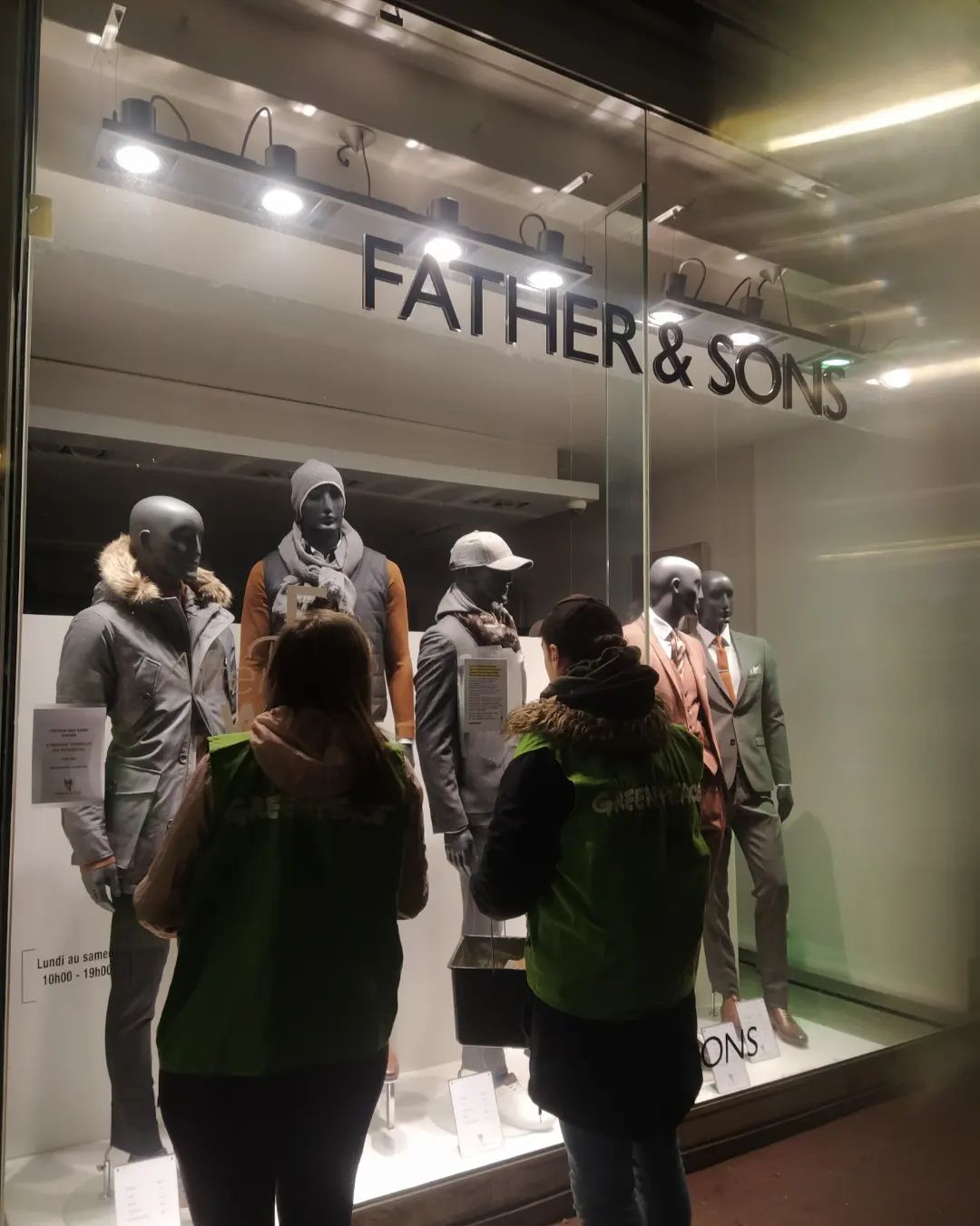 




[RALLUMONS LES ÉTOILES]



Samedi 15 octobre les militant.es du g