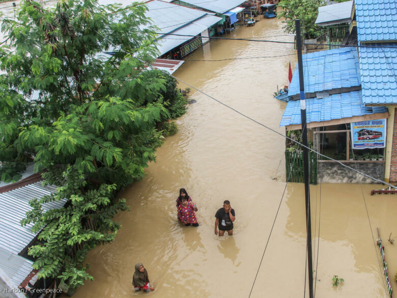 Changement climatique et evenements extremes causes et consequences - Inondation en Indonésie