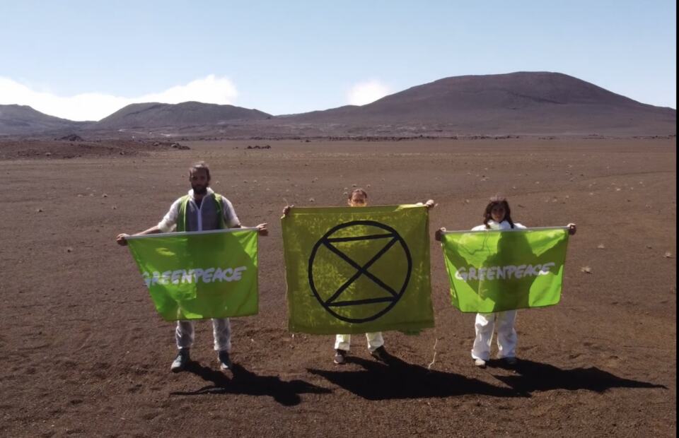 

L’île de La Réunion est envahie par des centaines de panneaux publicitai