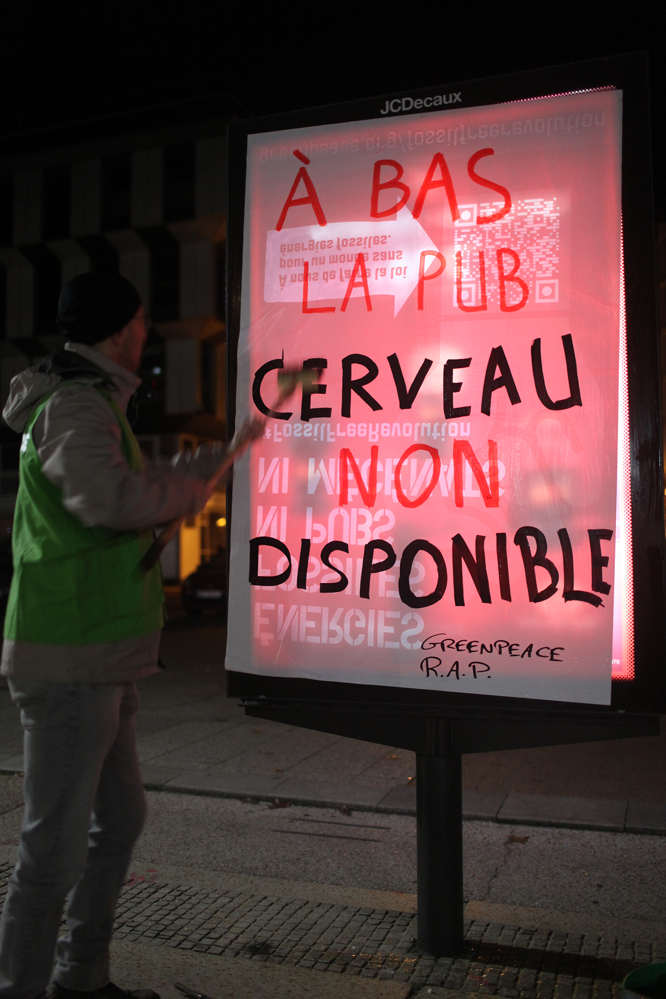 
 Continuons à rallumer les  étoiles  partout dans la Ville du Mans



L�