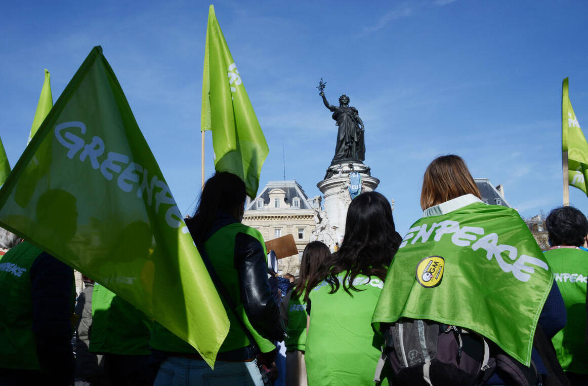 Climate March in Paris. - A Climate and Resilience” bill is examining in France. Over 100,000 people took to the streets in over 180 demonstrations all over the country, demanding from Emmanuel Macron and the French parliament an ambitious climate law respecting the Paris Agreement and capable of meeting the challenges at hand. As it stands, the text is totally inconsistent with the recommendations made by the Citizens' Convention for Climate and not aligned with the new European greenhouse gas emissions reduction objective (-55% by 2030). When called to vote on whether the current executive decisions could reduce greenhouse gas emissions by at least 40% by 2030, compared to 1990, members of the Citizen's Climate Convention (CCC) awarded, this Sunday, the final score of 2.5 / 10 to the French government.