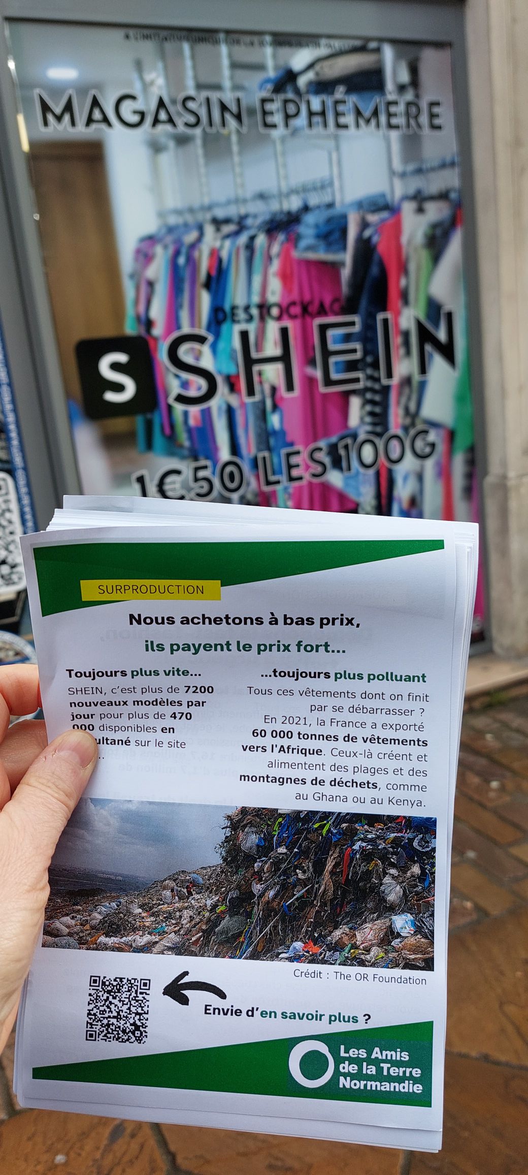 






Notre groupe a participé à une action de distribution de flyers 