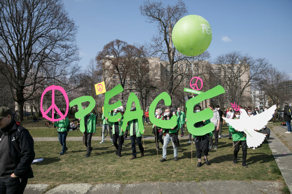 Face aux menaces contre la paix, les droits et les libertés, comment agir pour la planète ?