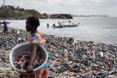 Fast Fashion and Waste Colonialism – Waste on Shore in Ghana