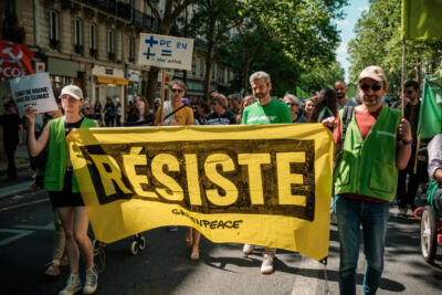 Résiste !