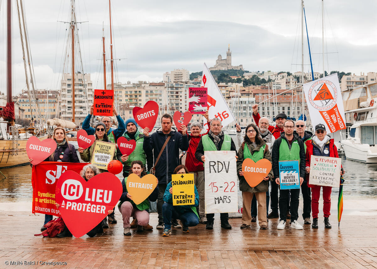 Alors que les résultats du premier tour des élections municipales sont en train de tomber, Greenpeace France fait le constat que si l'extrême droite pourrait continuer à s'implanter localement, dans de nombreuses communes, les forces progressistes, écologistes et solidaires restent bien présentes. Greenpeace France appelle à redoubler la mobilisation pour le second tour, afin de limiter l'influence de l'extrême droite dans les conseils municipaux, puis au Sénat. Il est plus que jamais indispensable de défendre l'écologie, la justice sociale et la démocratie. L'extrême droite est incompatible avec l'écologie et les valeurs de Greenpeace France.