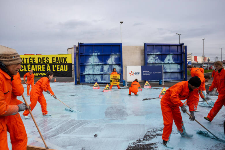 Action to Highlight the Risk of Flooding at Gravelines Nuclear Power Plant in France.